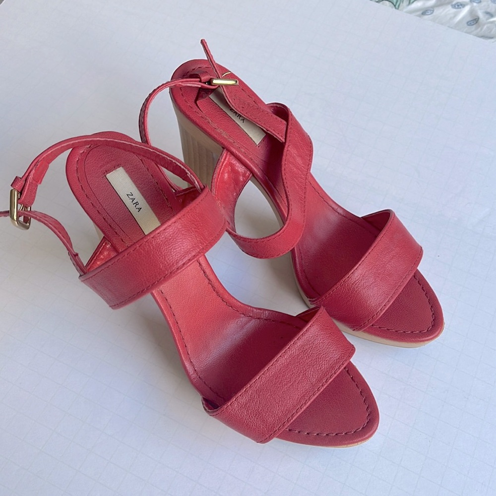 Zara Coral Color Sandals